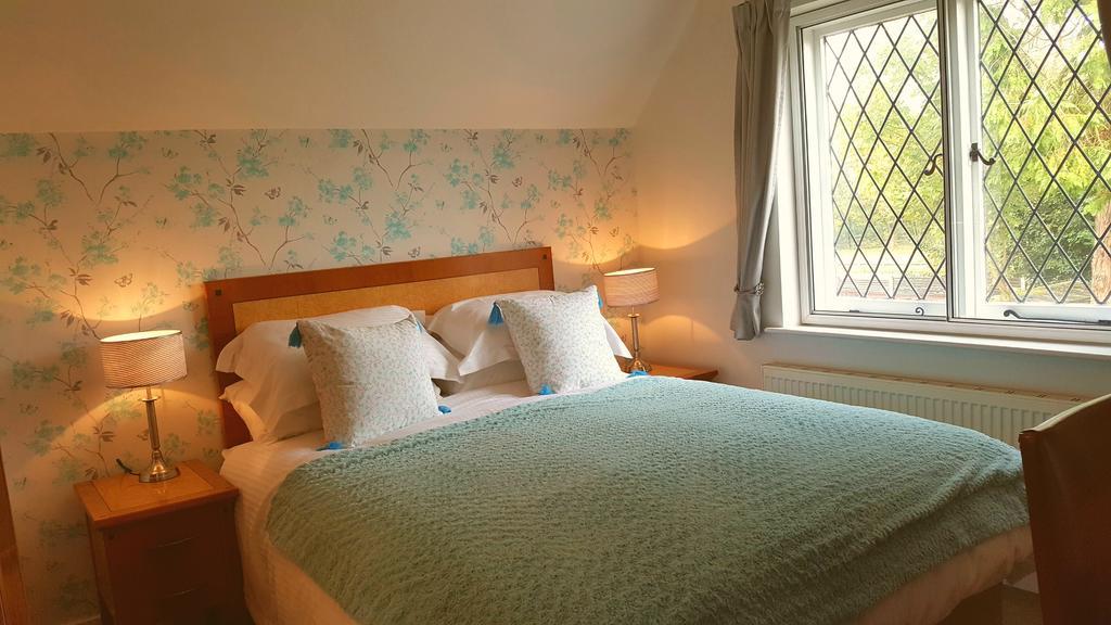 Sadlers Guest House Уокингам Екстериор снимка